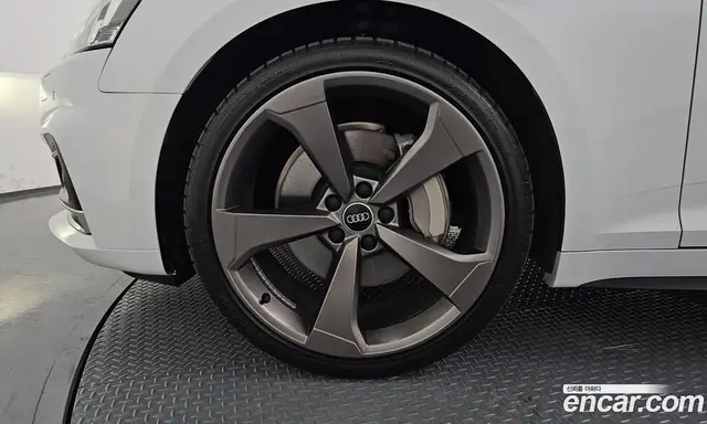Audi A5 2019 2.0 автомат (гидро), миниатюра 5
