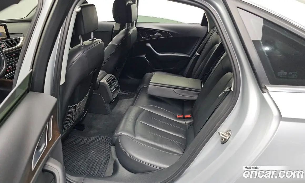 Audi A6 2015 2.0 автомат (гидро), фото 11