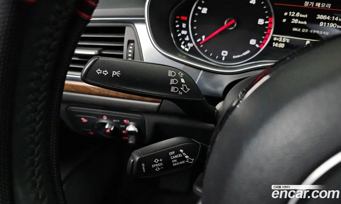 Audi A6 2015 2.0 автомат (гидро), фото 14