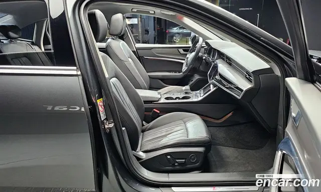 Audi A6 2019 2.0 автомат (гидро), миниатюра 10