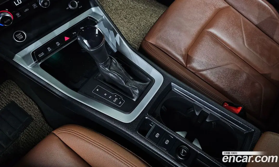 Audi Q3 2022 2.0 автомат (гидро), фото 9