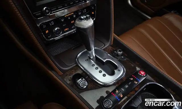 Bentley Flying Spur 2014 4.0 автомат (гидро), миниатюра 9 Bentley Flying Spur 2014 4.0 автомат (гидро), миниатюра 9