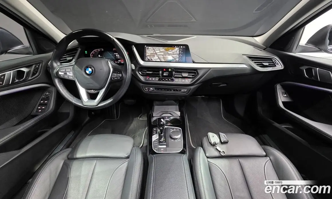 BMW 1 серия 2022 2.0 автомат (гидро), фото 7