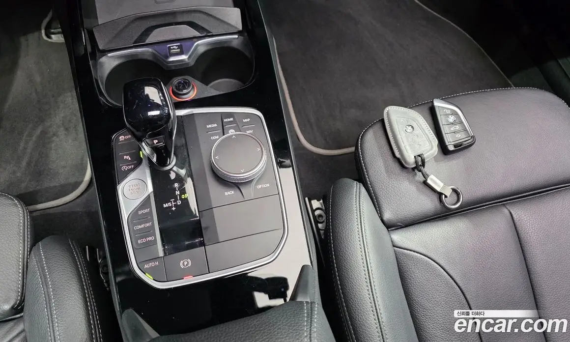 BMW 1 серия 2022 2.0 автомат (гидро), фото 9