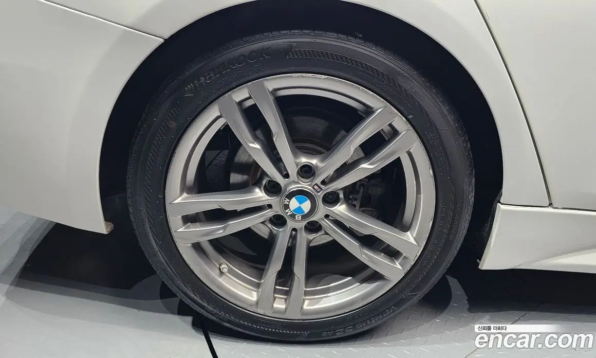 BMW 3 серия 2016 2.0 автомат (гидро), фото 5