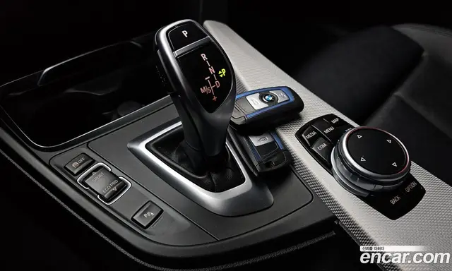 BMW 3 серия 2016 2.0 автомат (гидро), миниатюра 9