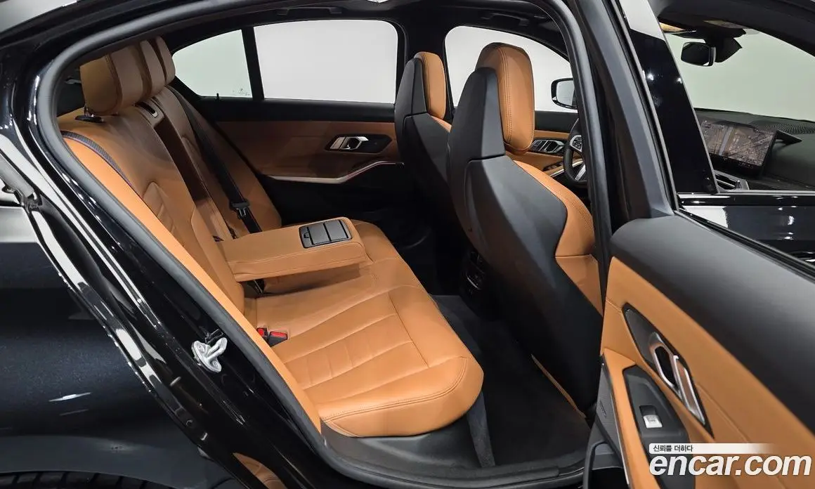 BMW 3 серия 2024 3.0 автомат (гидро), фото 18