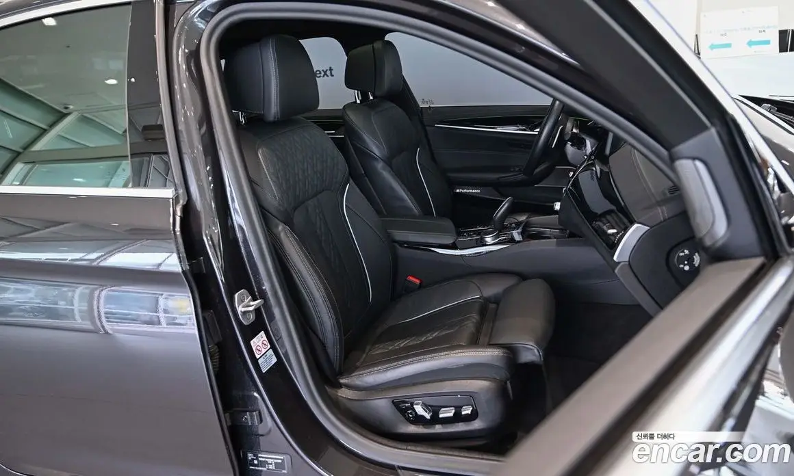 BMW 5 серия 2021 2.0 автомат (гидро), фото 13