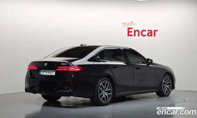 BMW 5 серия 2025 2.0 автомат (гидро), миниатюра 2