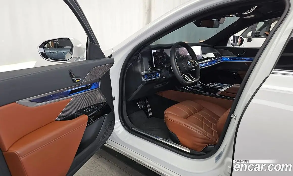BMW 7 серия 2025 3.0 автомат (гидро), фото 13