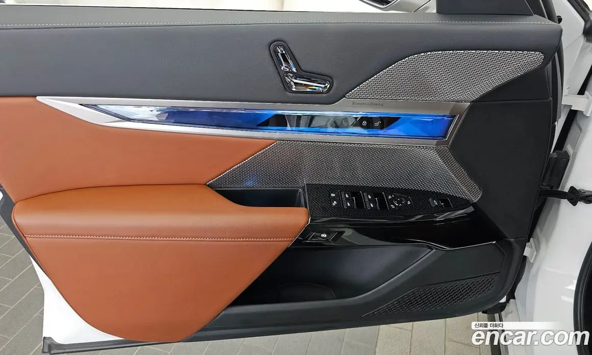 BMW 7 серия 2025 3.0 автомат (гидро), фото 14