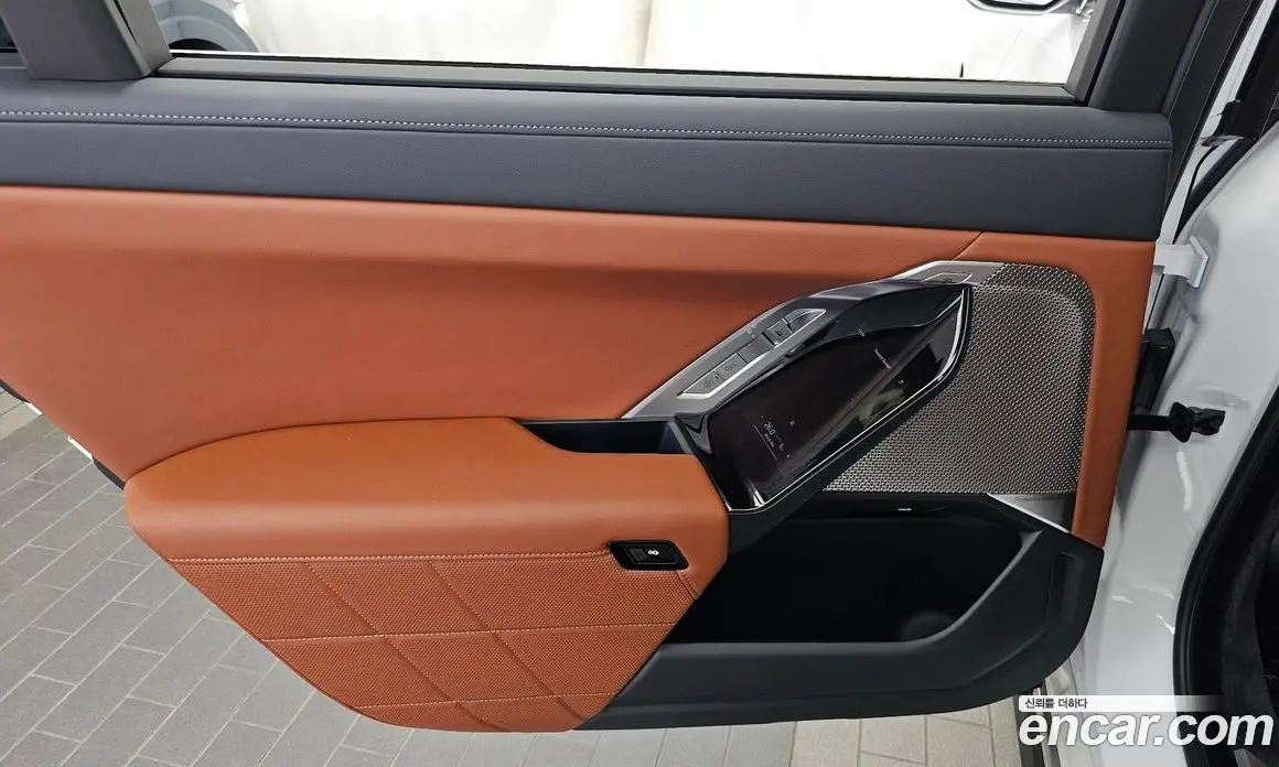 BMW 7 серия 2025 3.0 автомат (гидро), фото 15