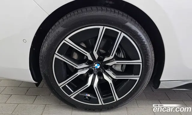 BMW 7 серия 2025 3.0 автомат (гидро), миниатюра 5