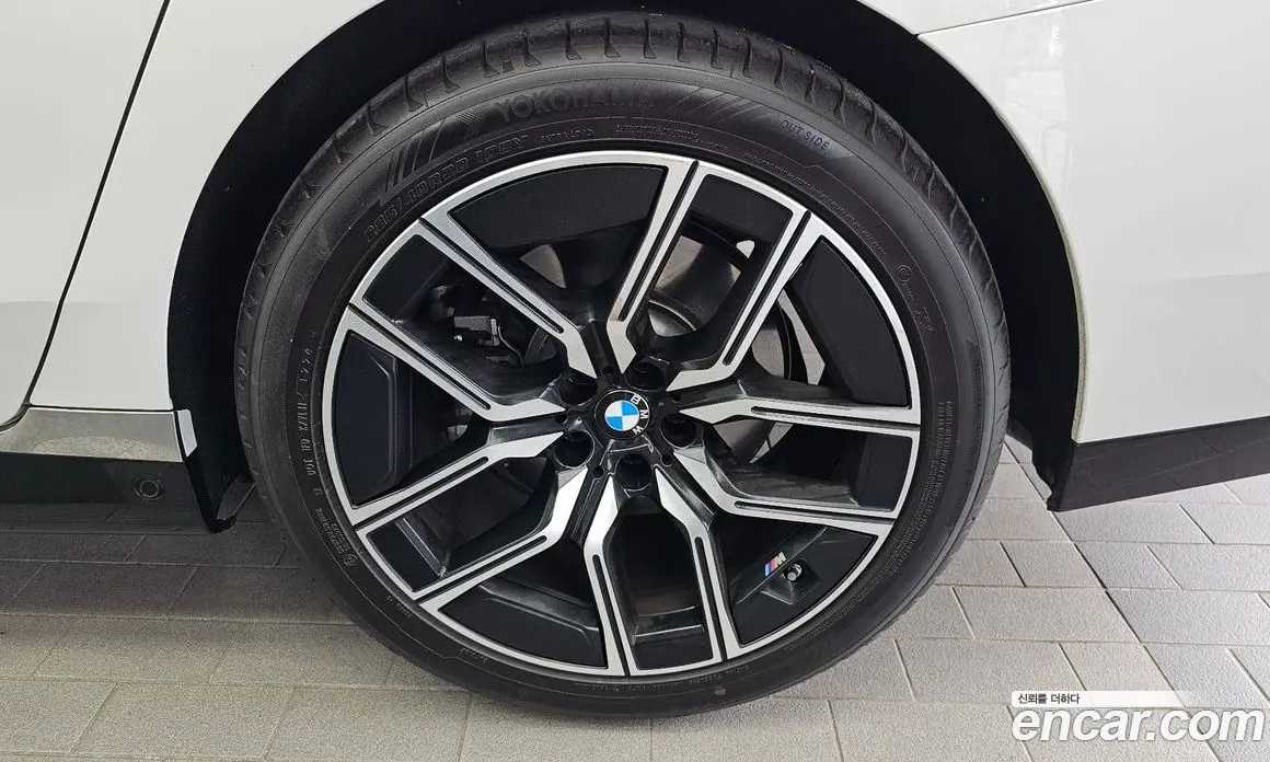 BMW 7 серия 2025 3.0 автомат (гидро), фото 7