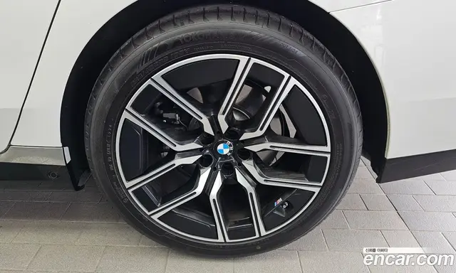 BMW 7 серия 2025 3.0 автомат (гидро), миниатюра 7