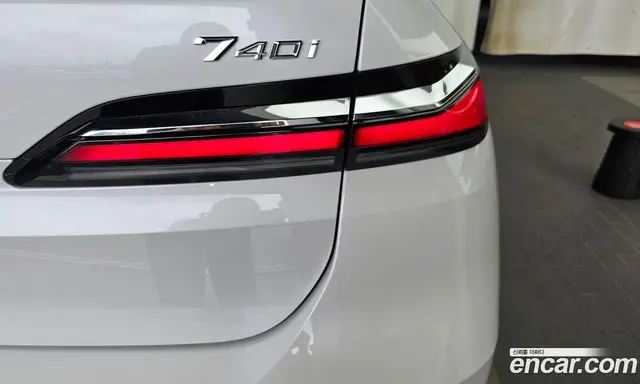 BMW 7 серия 2025 3.0 автомат (гидро), миниатюра 9