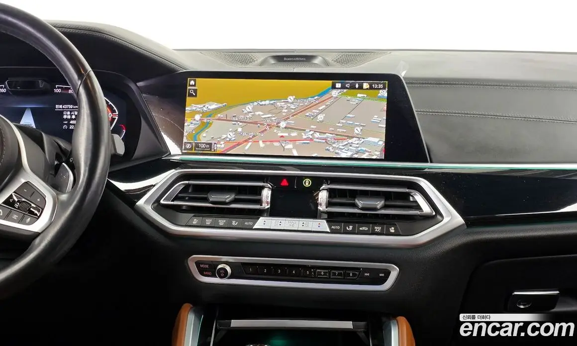 BMW X6 2023 3.0 автомат (гидро), фото 14