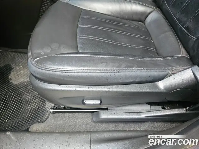Chevrolet Orlando 2013 2.0 автомат (гидро), миниатюра 4