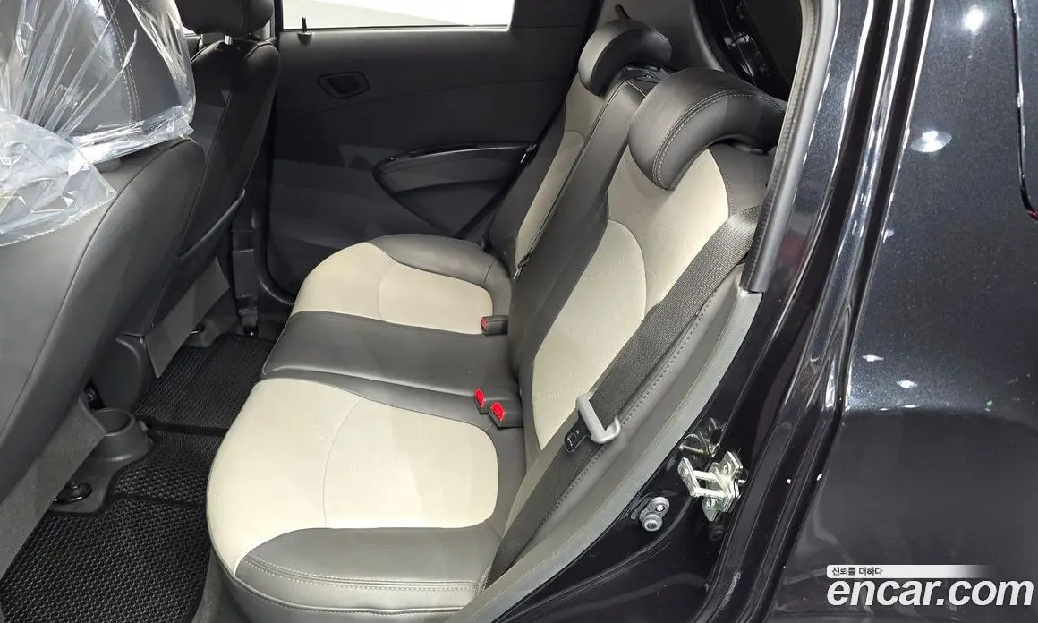 Chevrolet Spark 2014 1.0 автомат (гидро), фото 17