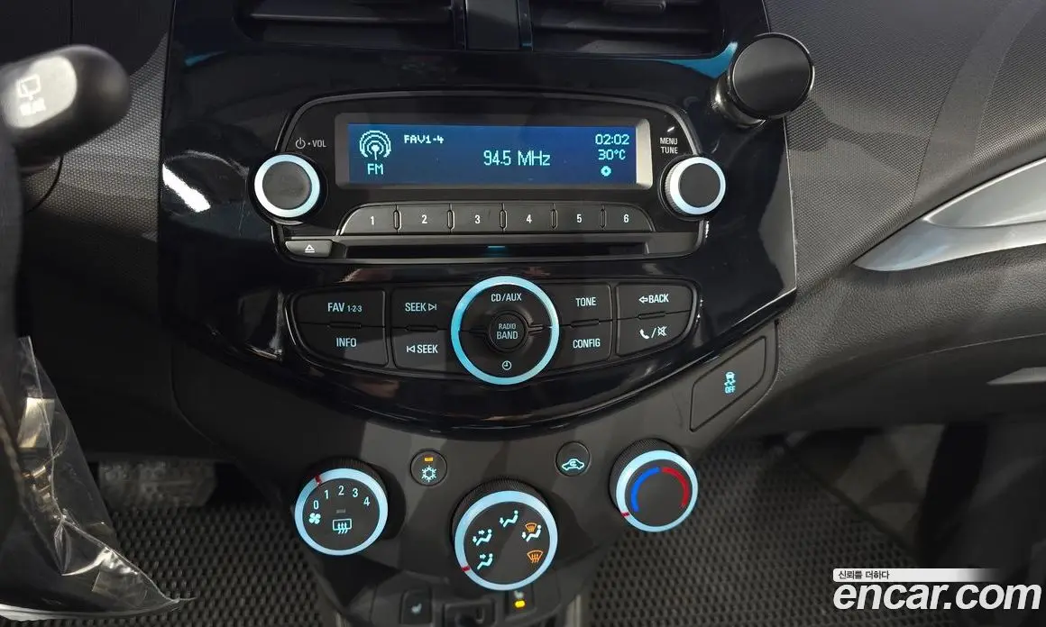 Chevrolet Spark 2014 1.0 автомат (гидро), фото 24