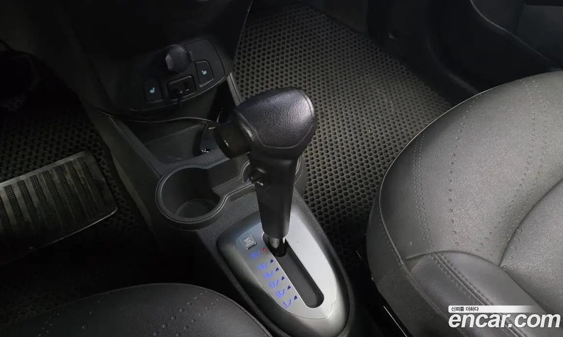 Chevrolet Spark 2014 1.0 автомат (гидро), фото 9