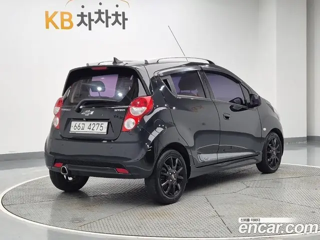 Chevrolet Spark 2015 1.0 автомат (гидро), миниатюра 4