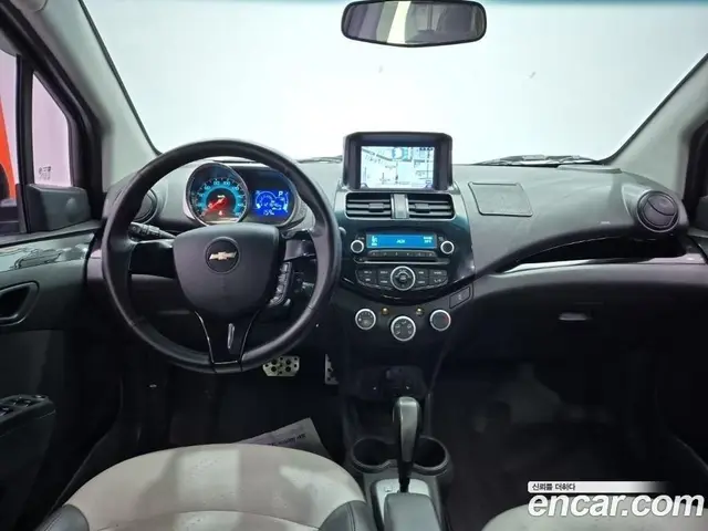 Chevrolet Spark 2015 1.0 автомат (гидро), миниатюра 5