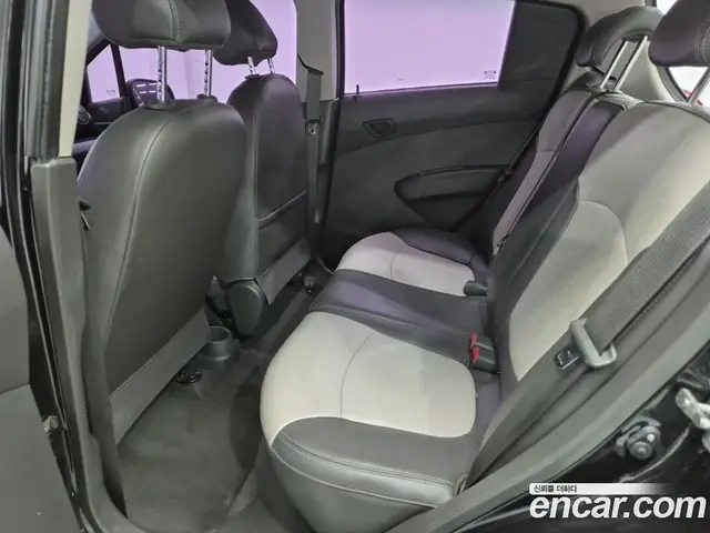 Chevrolet Spark 2015 1.0 автомат (гидро), миниатюра 10
