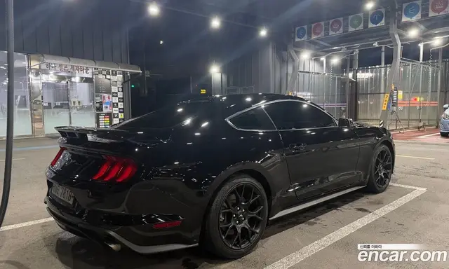 Ford Mustang, 2019, 70 800 км