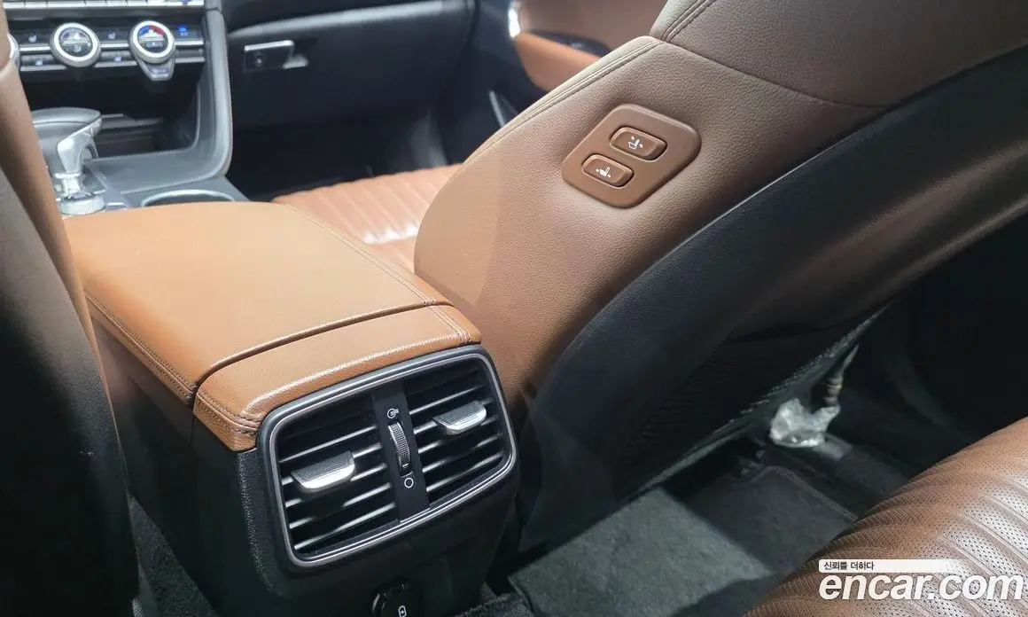 Genesis G70 2020 2.0 автомат (гидро), фото 23