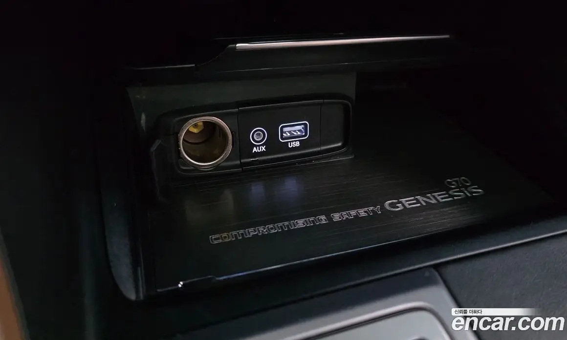 Genesis G70 2020 2.0 автомат (гидро), фото 31