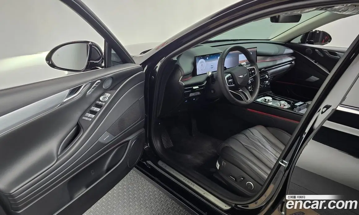 Genesis G80 2025 2.5 автомат (гидро), фото 13