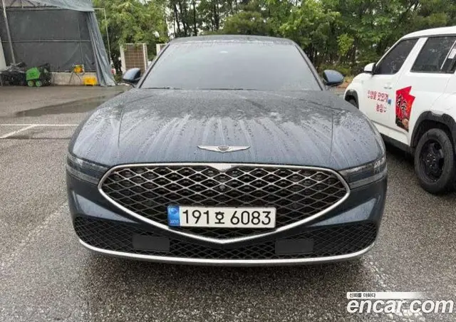 Genesis G90, 2023, 55 743 км