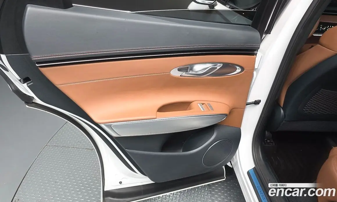 Genesis GV70 2021 2.5 автомат (гидро), фото 15