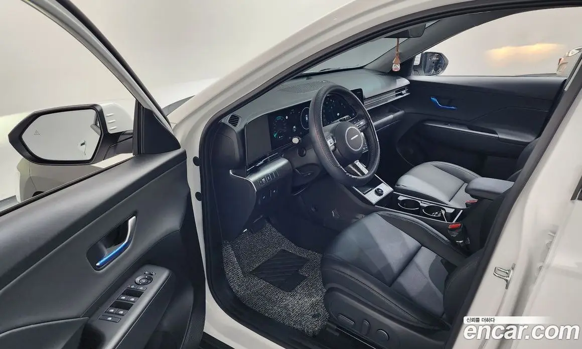 Hyundai Kona 2026 1.6 автомат (гидро), фото 13