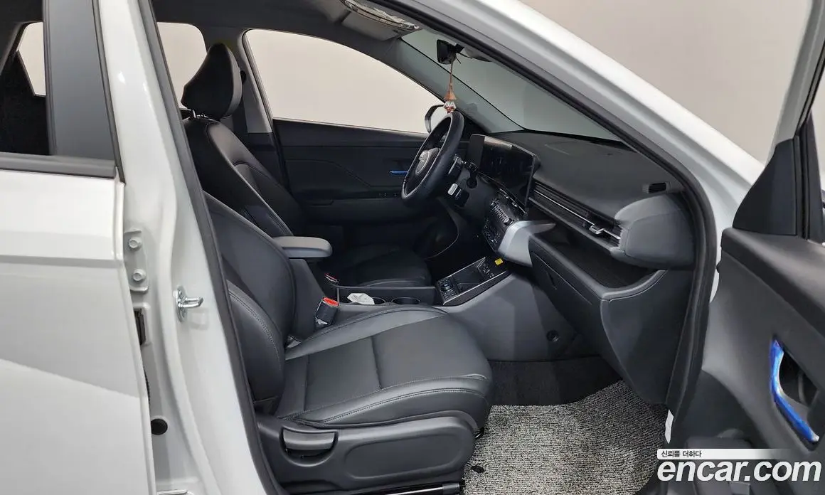 Hyundai Kona 2026 1.6 автомат (гидро), фото 16