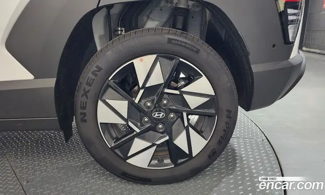 Hyundai Kona 2026 1.6 автомат (гидро), миниатюра 7