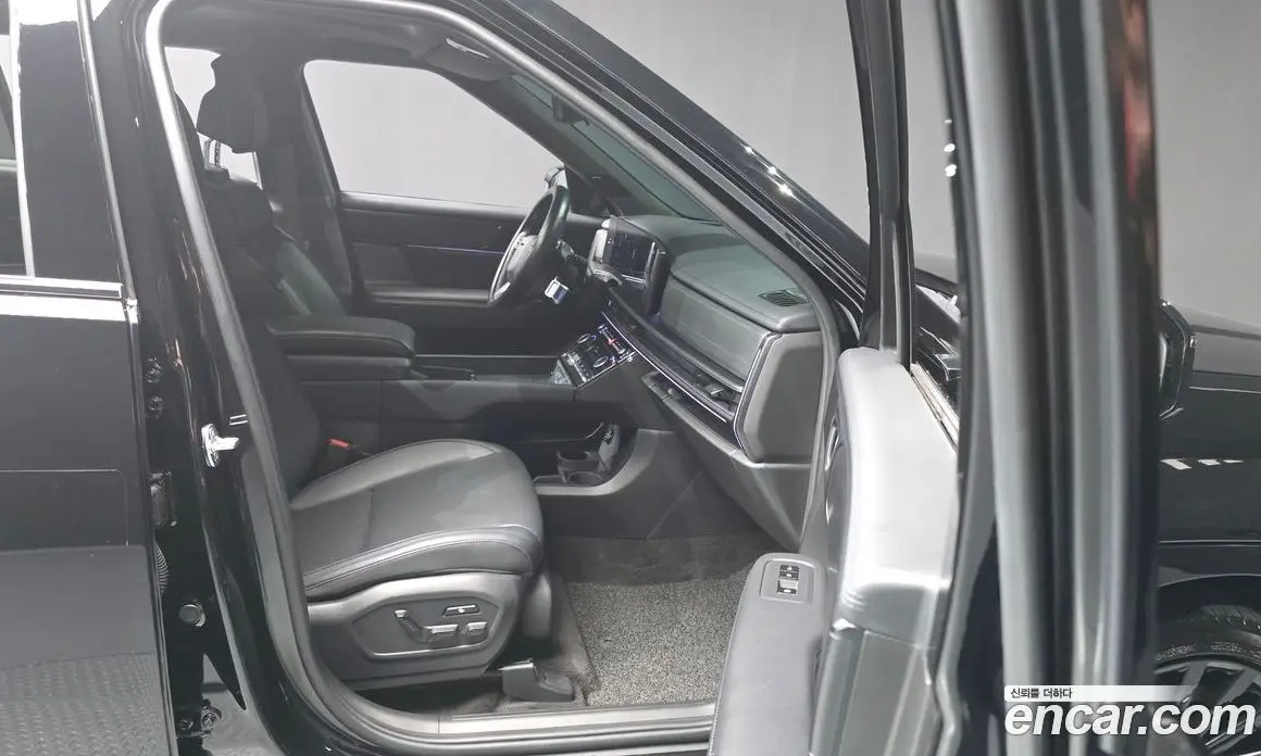 Hyundai Santa Fe 2024 2.5 автомат (гидро), фото 17