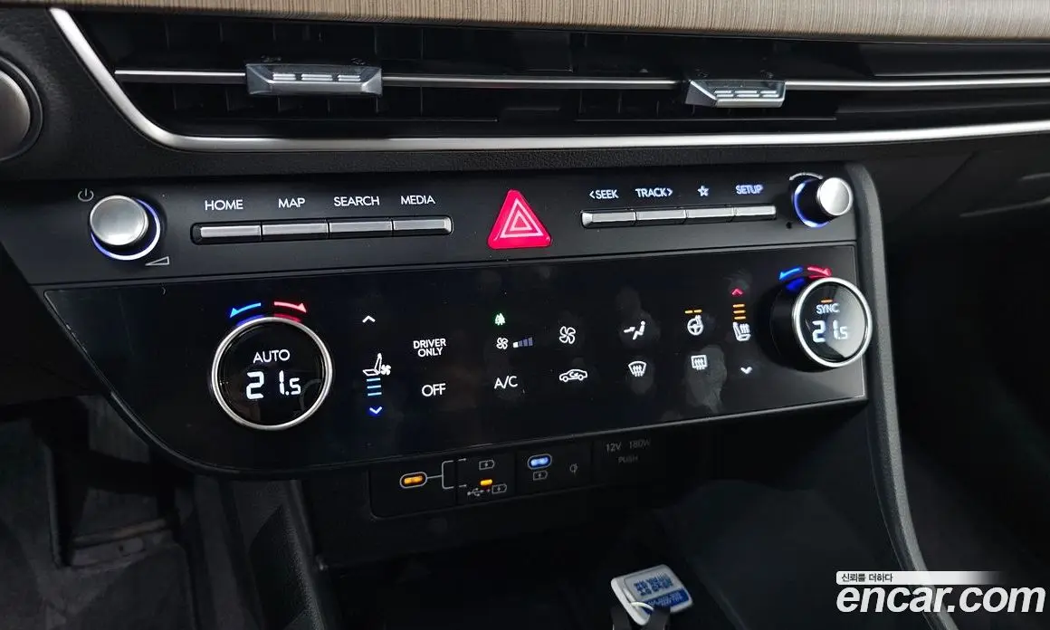 Hyundai Sonata 2023 2.0 автомат (гидро), фото 19
