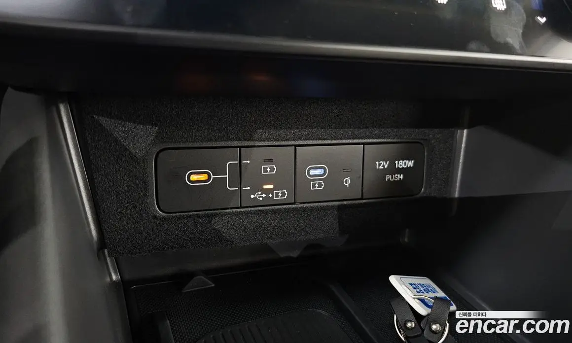 Hyundai Sonata 2023 2.0 автомат (гидро), фото 29