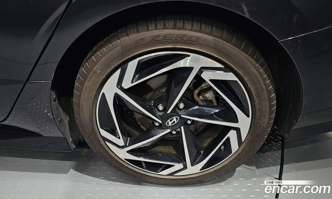 Hyundai Sonata 2023 2.0 автомат (гидро), фото 7