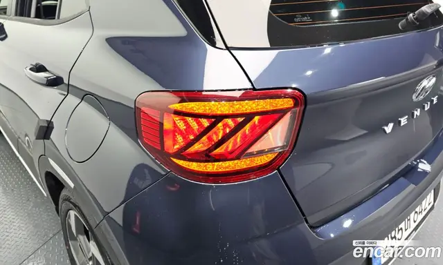 Hyundai Venue 2020 1.6 автомат (гидро), миниатюра 9