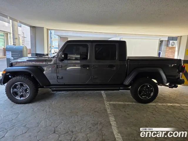 Jeep Gladiator 2020 3.6 автомат (гидро), миниатюра 5
