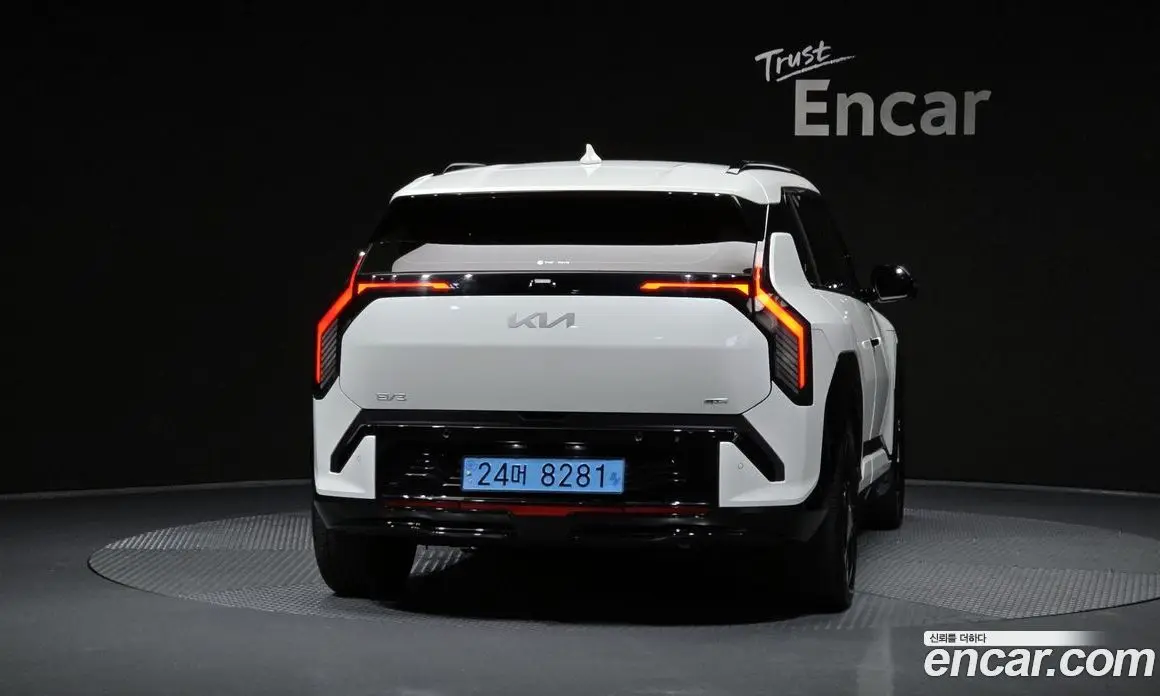 Kia EV3 2024 0.2 автомат (гидро), фото 4