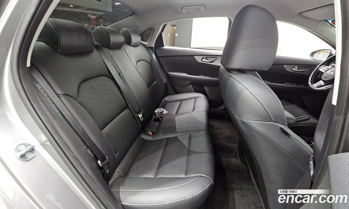 Kia K3 2021 1.6 автомат (гидро), фото 17