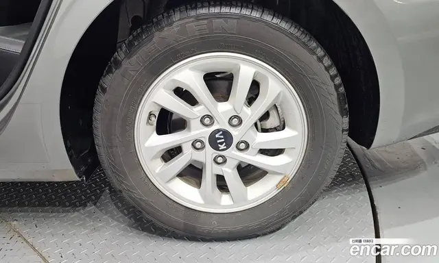 Kia K3 2021 1.6 автомат (гидро), миниатюра 7
