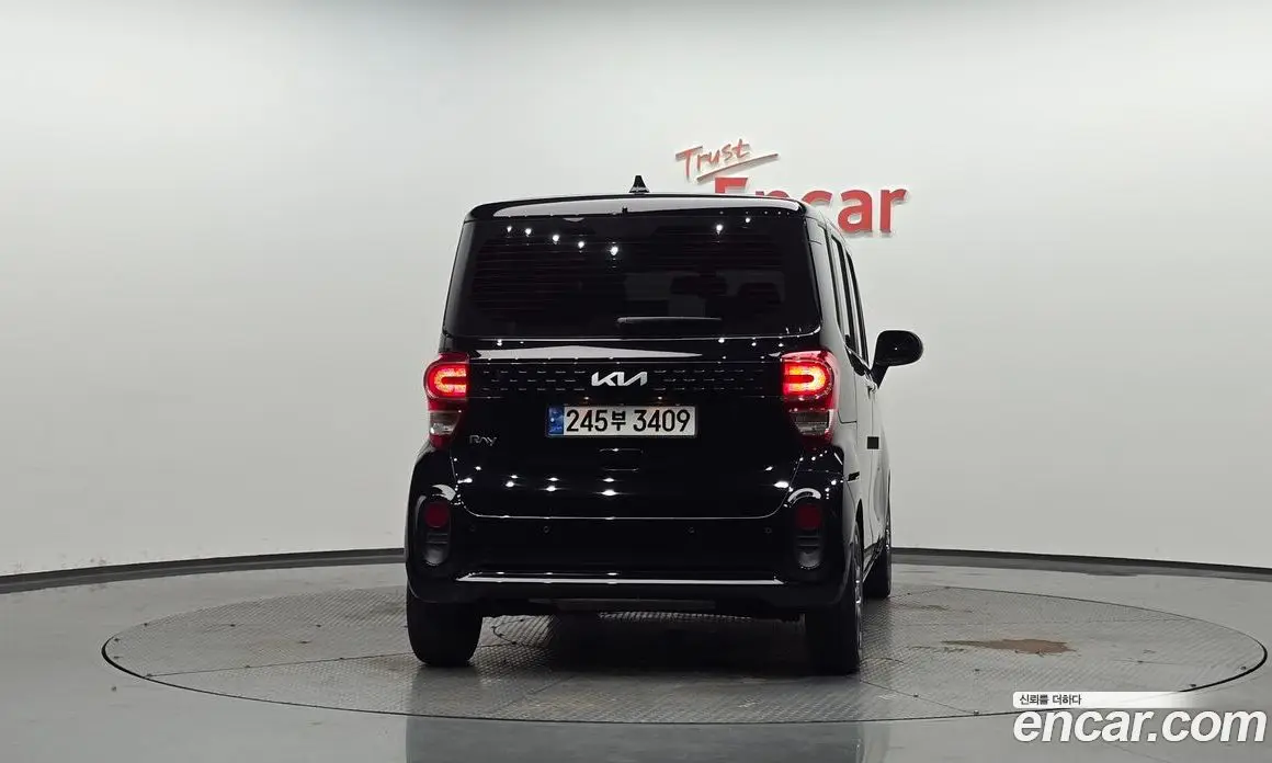 Kia Ray 2022 1.0 автомат (гидро), фото 3