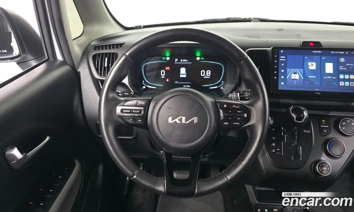 Kia Ray 2023 1.0 автомат (гидро), фото 19