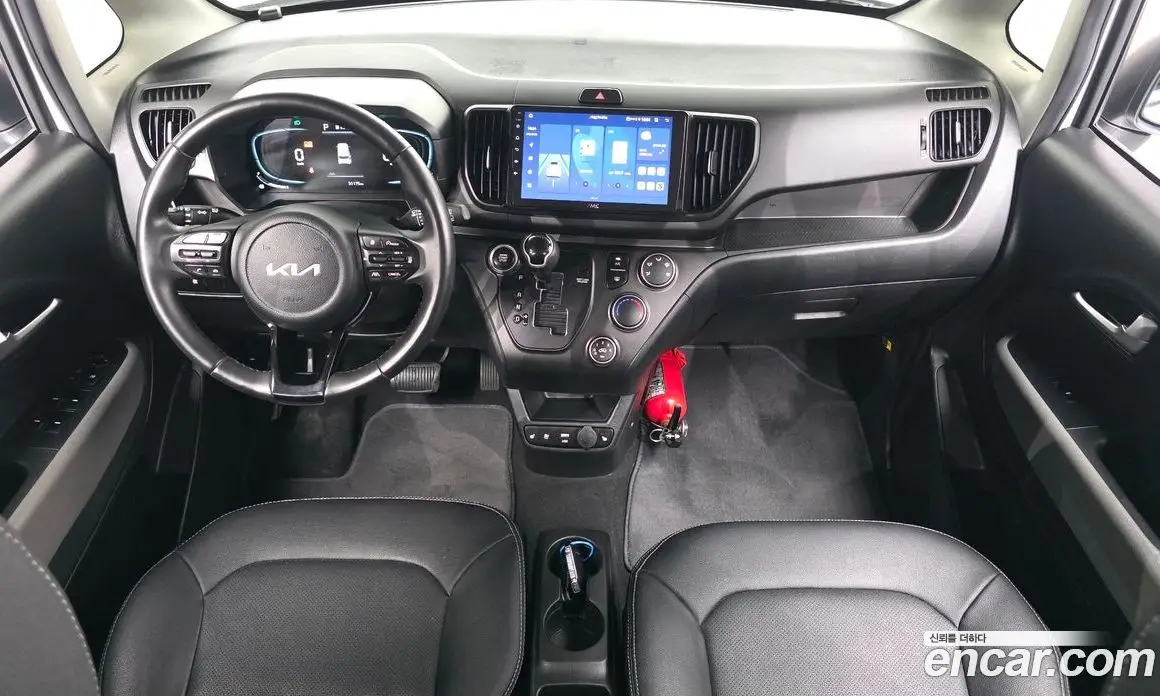 Kia Ray 2023 1.0 автомат (гидро), фото 10