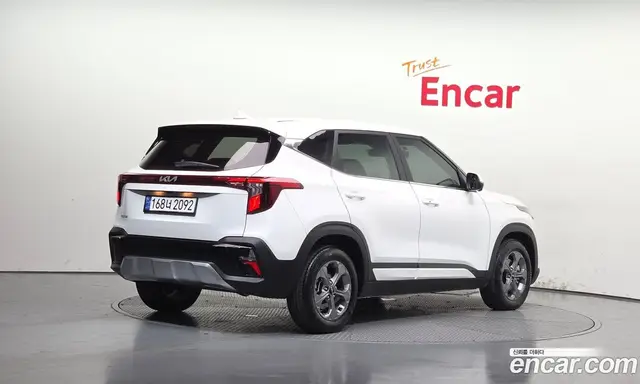 Kia Seltos 2024 1.6 автомат (гидро), миниатюра 2